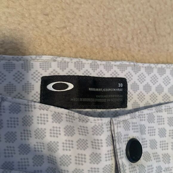 Oakley shorts - Picture 5 of 5